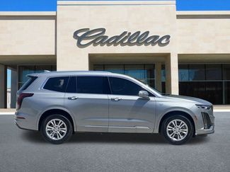 New 2025 Cadillac XT6 Luxury video 3