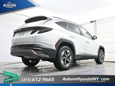 New 2025 Hyundai Tucson SEL AWD/4WD image 18