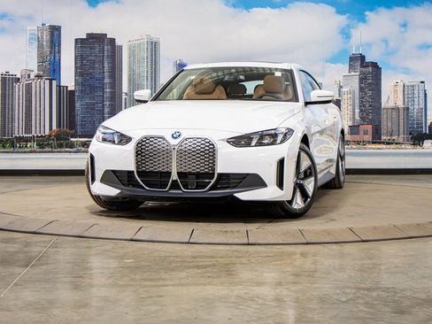 Used 2025 BMW i4 xDrive40i w/ Premium Package image 2