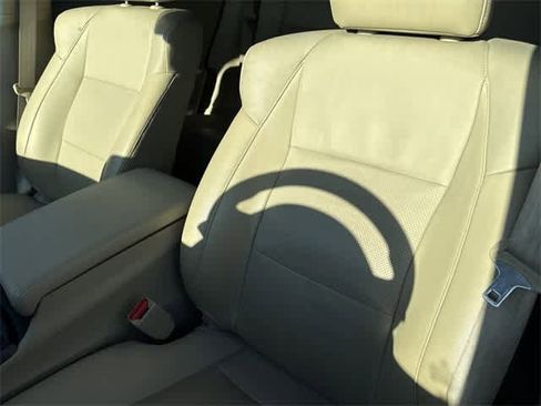 Used 2017 Acura RDX AWD w/ Advance Package image 12