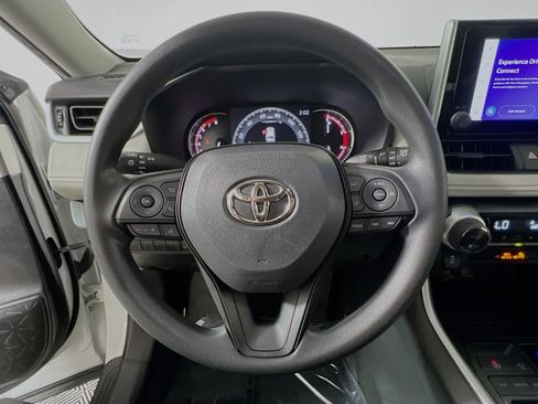 Used 2023 Toyota RAV4 XLE w/ Convenience Package FWD image 17