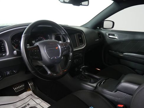 Used 2020 Dodge Charger GT w/ Blacktop Package image 11