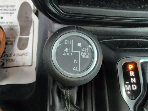 Used 2024 Jeep Wrangler Sahara w/ Technology Group image 3