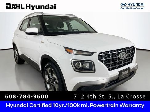 Used 2023 Hyundai Venue SEL image 1