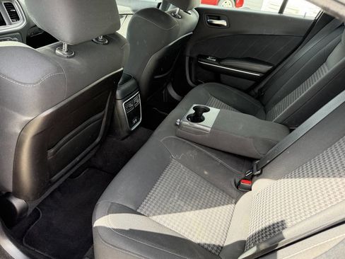 Used 2019 Dodge Charger GT RWD image 12