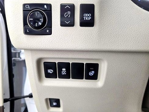 Used 2019 Lexus GX 460 Luxury image 14