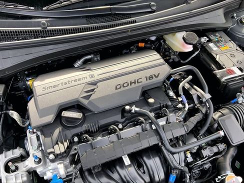 New 2026 Hyundai Elantra SE w/ Cargo Package image 17