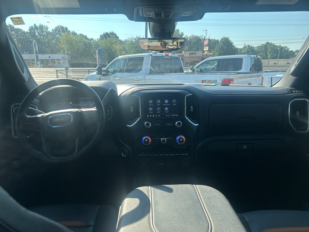 Used 2023 GMC Sierra 2500 AT4 w/ AT4 Premium Plus Package AWD/4WD image 17