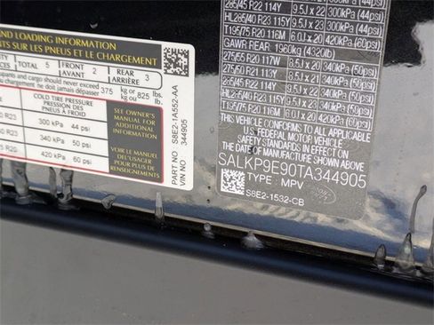 New 2026 Land Rover Range Rover SE image 22