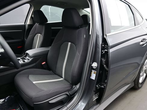 Certified 2026 Hyundai Sonata SE FWD image 11