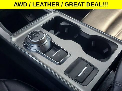 Used 2022 Ford Edge SEL w/ Convenience Package AWD/4WD image 22