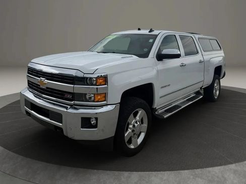 Used 2016 Chevrolet Silverado 2500 LTZ w/ Duramax Plus Package AWD/4WD image 3