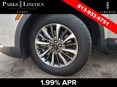 Certified 2023 Lincoln Nautilus FWD w/ Premium Package image 32