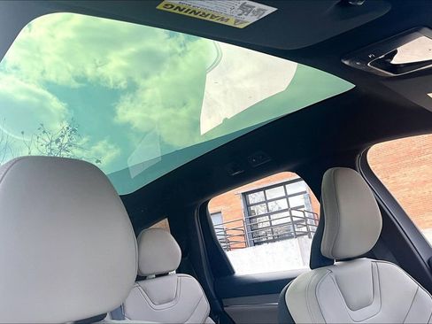 New 2026 Volvo EX90 Plus image 35