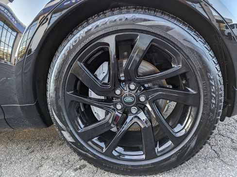 Used 2024 Land Rover Discovery Dynamic SE image 50