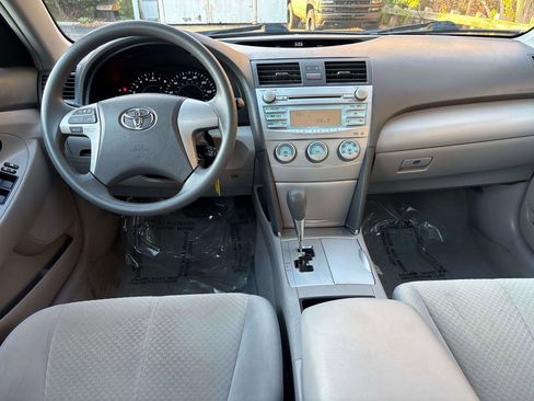 Used 2009 Toyota Camry LE image 7