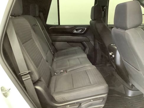 Used 2023 GMC Yukon SLE AWD/4WD image 39