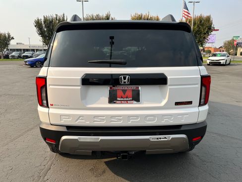 New 2026 Honda Passport TrailSport Elite image 4