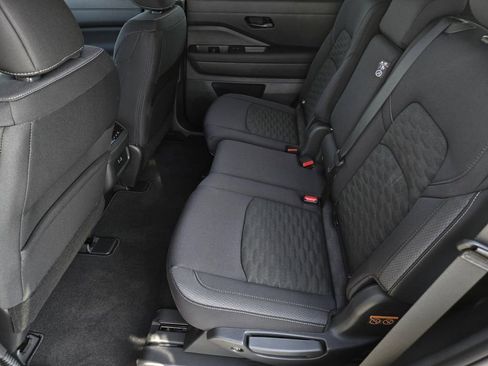 New 2025 Nissan Pathfinder SV w/ Cargo Package image 12