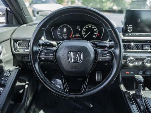 Used 2023 Honda Civic Sport image 25