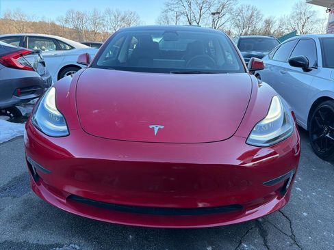 Used 2023 Tesla Model 3 Standard Range image 2