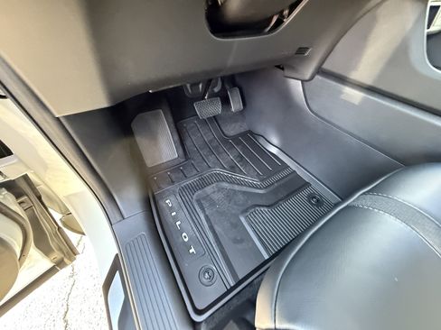 New 2025 Honda Pilot EX-L image 15