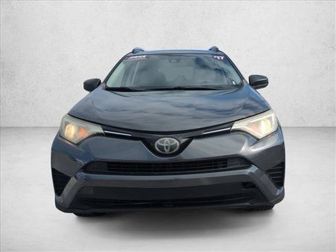 Used 2017 Toyota RAV4 LE image 2