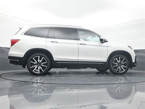 Used 2022 Honda Pilot Touring image 12