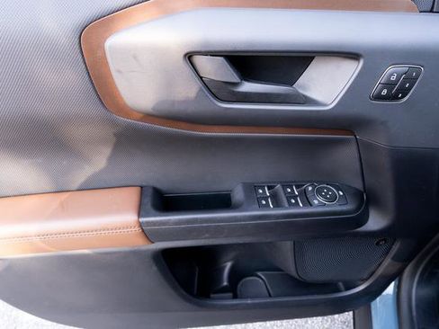 Used 2023 Ford Bronco Sport Outer Banks w/ Tech Package image 12