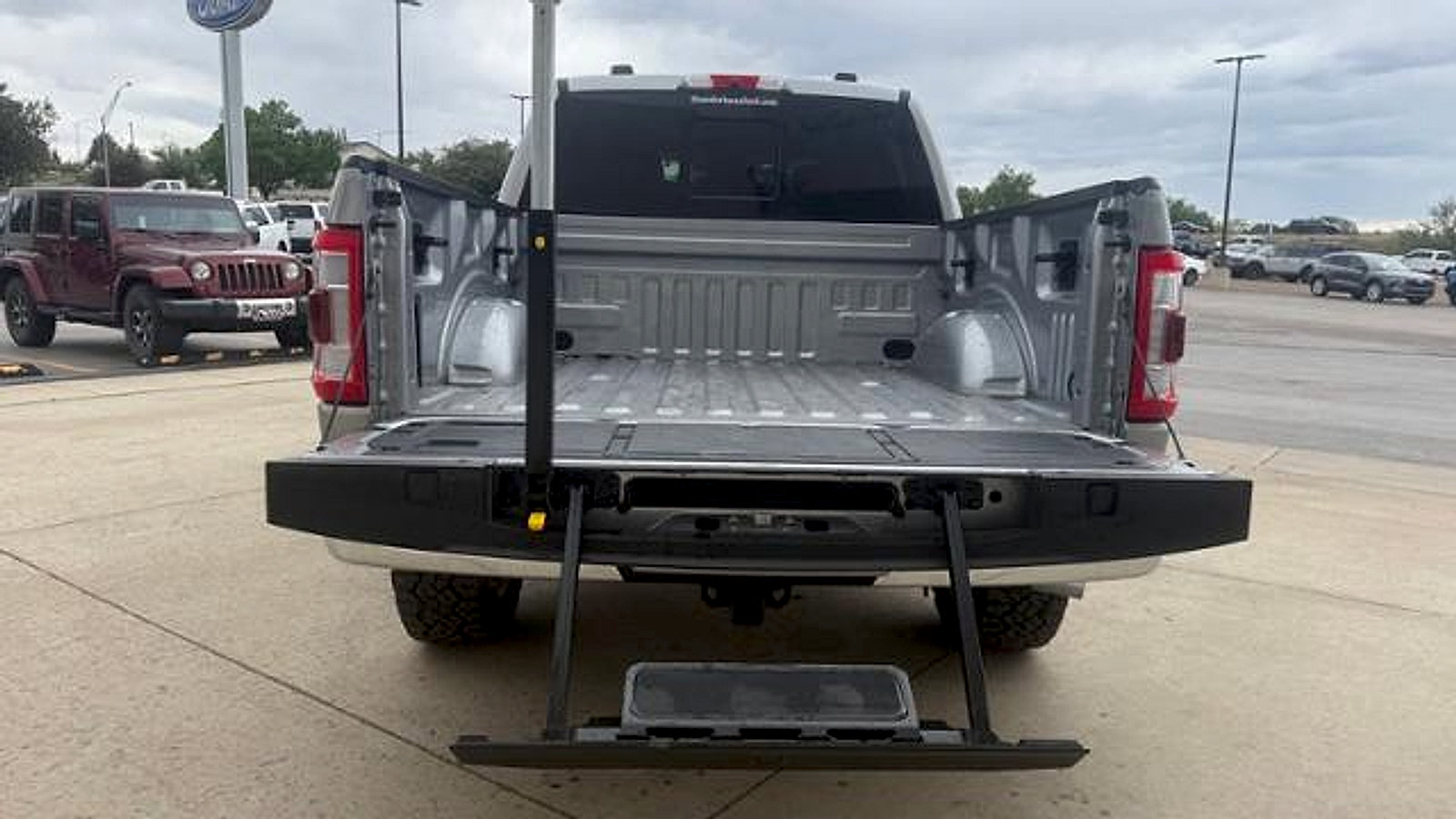 Used 2022 Ford F150 Lariat w/ Max Trailer Tow Package AWD/4WD image 6