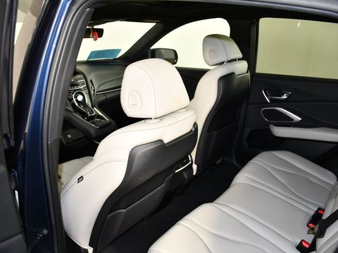 Used 2025 Acura RDX SH-AWD image 46
