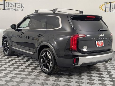 Used 2024 Kia Telluride S image 5