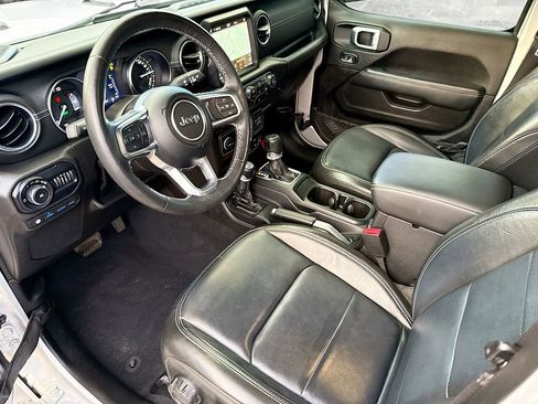 Used 2022 Jeep Wrangler Unlimited Sahara w/ Cold Weather Group image 25