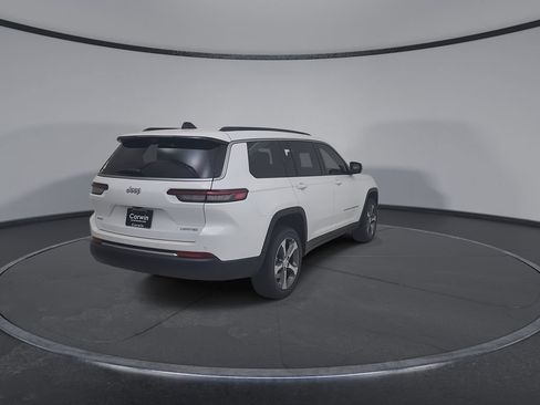 New 2026 Jeep Grand Cherokee L Limited w/ Luxury Tech Group II AWD/4WD image 14