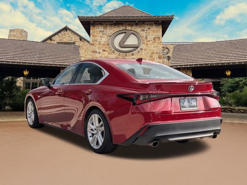 Certified 2023 Lexus IS 300 w/ Comfort Package image 3