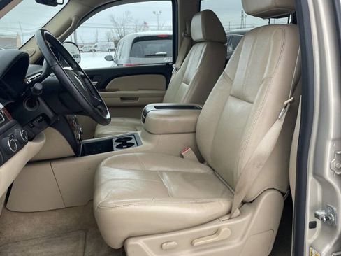 Used 2007 Chevrolet Avalanche LT w/ LT Preferred Equipment Group image 8