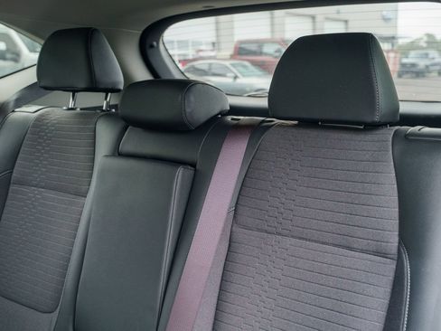 Used 2023 Kia Seltos S FWD image 19