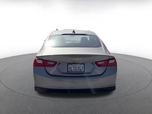Used 2024 Chevrolet Malibu LT image 12