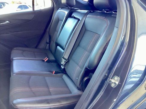 Used 2022 Chevrolet Equinox RS FWD image 13