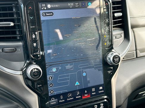 Used 2024 RAM 2500 Laramie image 22