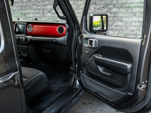 Used 2019 Jeep Wrangler Unlimited Rubicon image 15