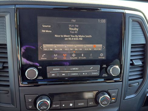 Certified 2024 Nissan Titan SV w/ SV Convenience Package image 20