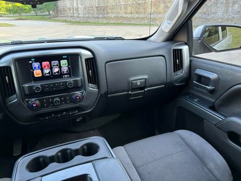 Used 2018 Chevrolet Silverado 1500 LT w/ LT Eassist Package RWD image 21