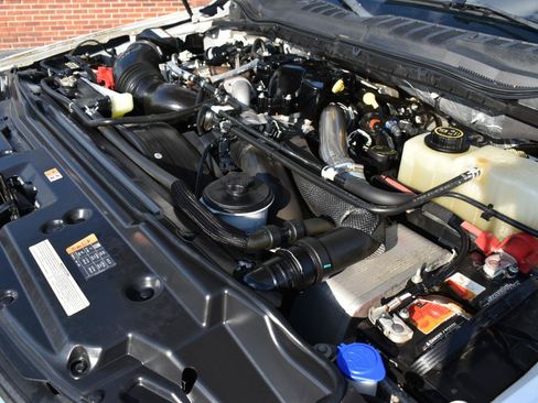 Used 2019 Ford F250 XL w/ STX Appearance Package AWD/4WD image 51