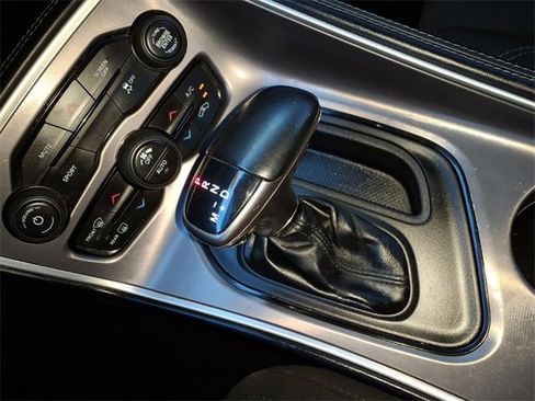 Used 2021 Dodge Challenger SXT image 25