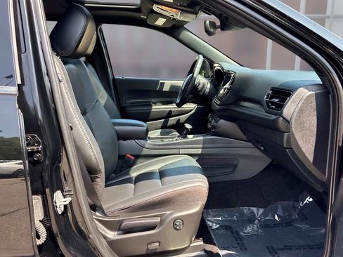 Used 2022 Dodge Durango GT AWD/4WD image 14