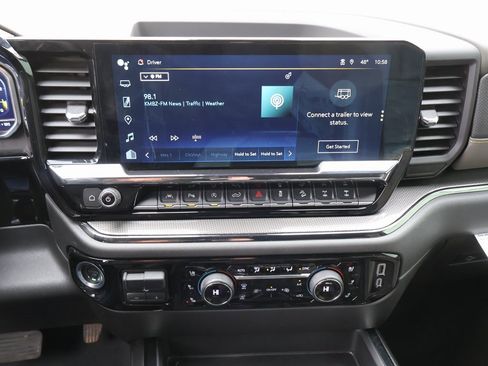 Used 2024 Chevrolet Silverado 1500 ZR2 w/ Technology Package image 27