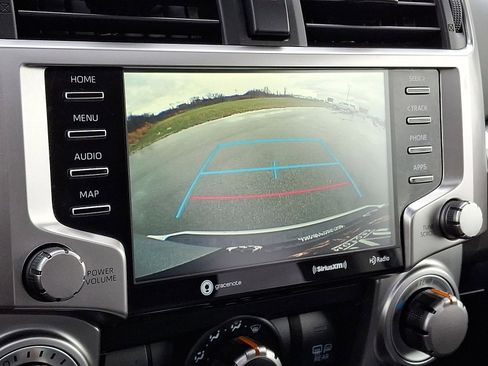 Used 2022 Toyota 4Runner SR5 Premium w/ Moonroof Package RWD image 15