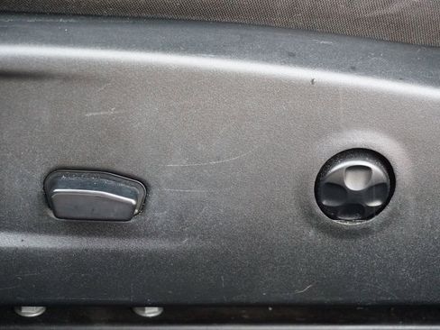 Used 2020 Dodge Challenger SXT w/ Blacktop Package image 19