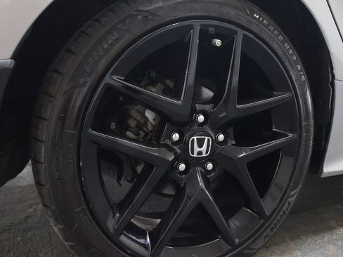 Used 2022 Honda Civic Sport image 32